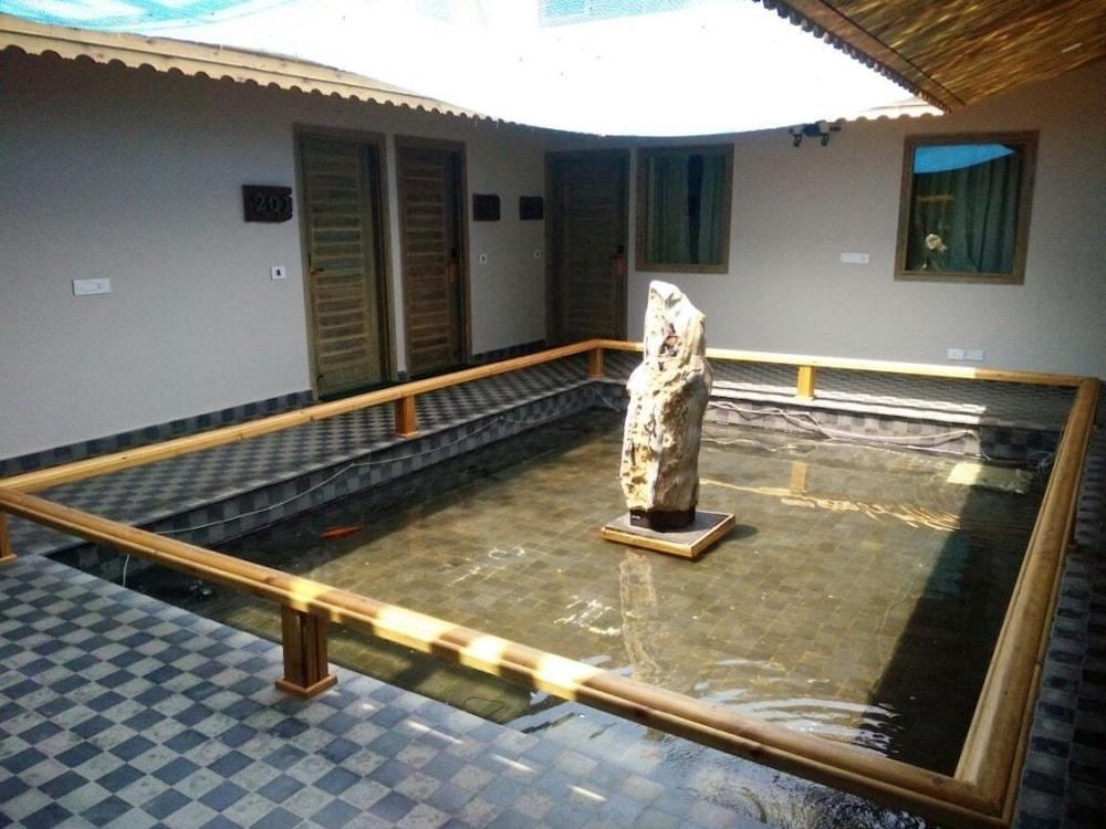 The Baga Beach Resort Exterior photo