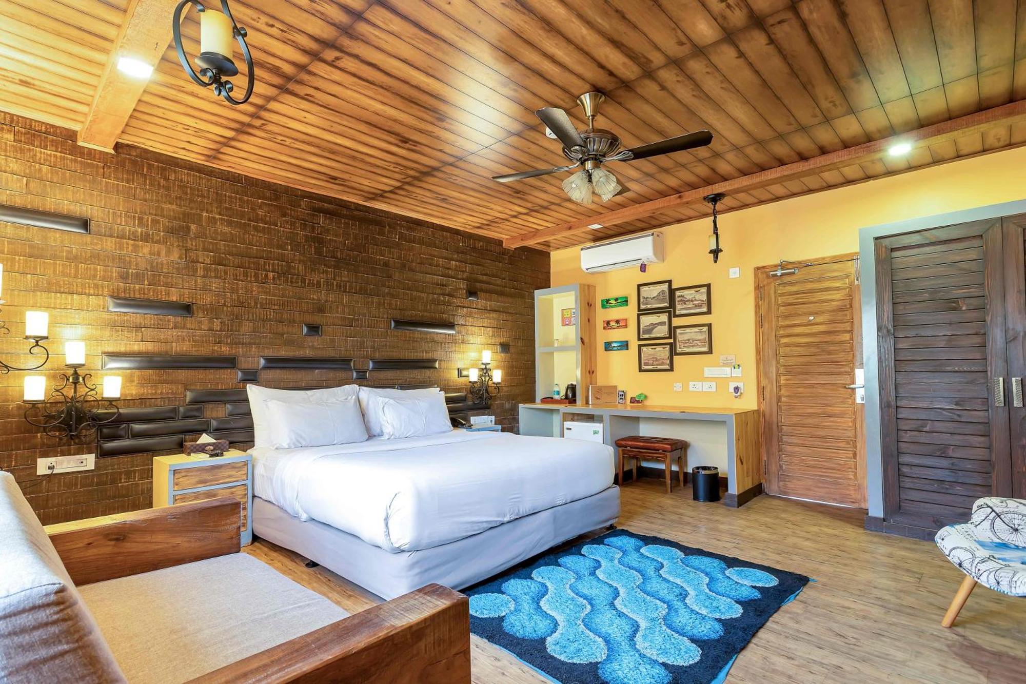 The Baga Beach Resort Exterior photo
